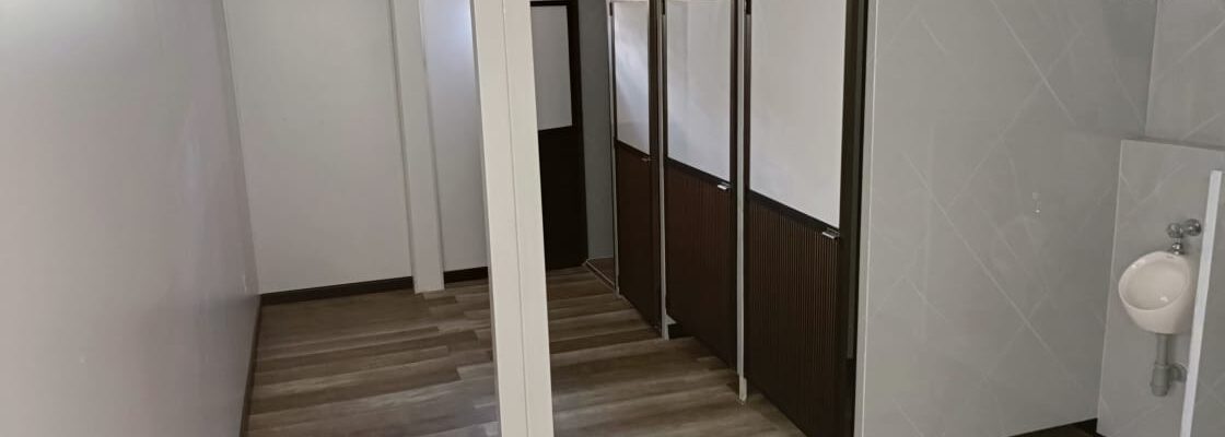 Baños Públicos en contenedores marítimos